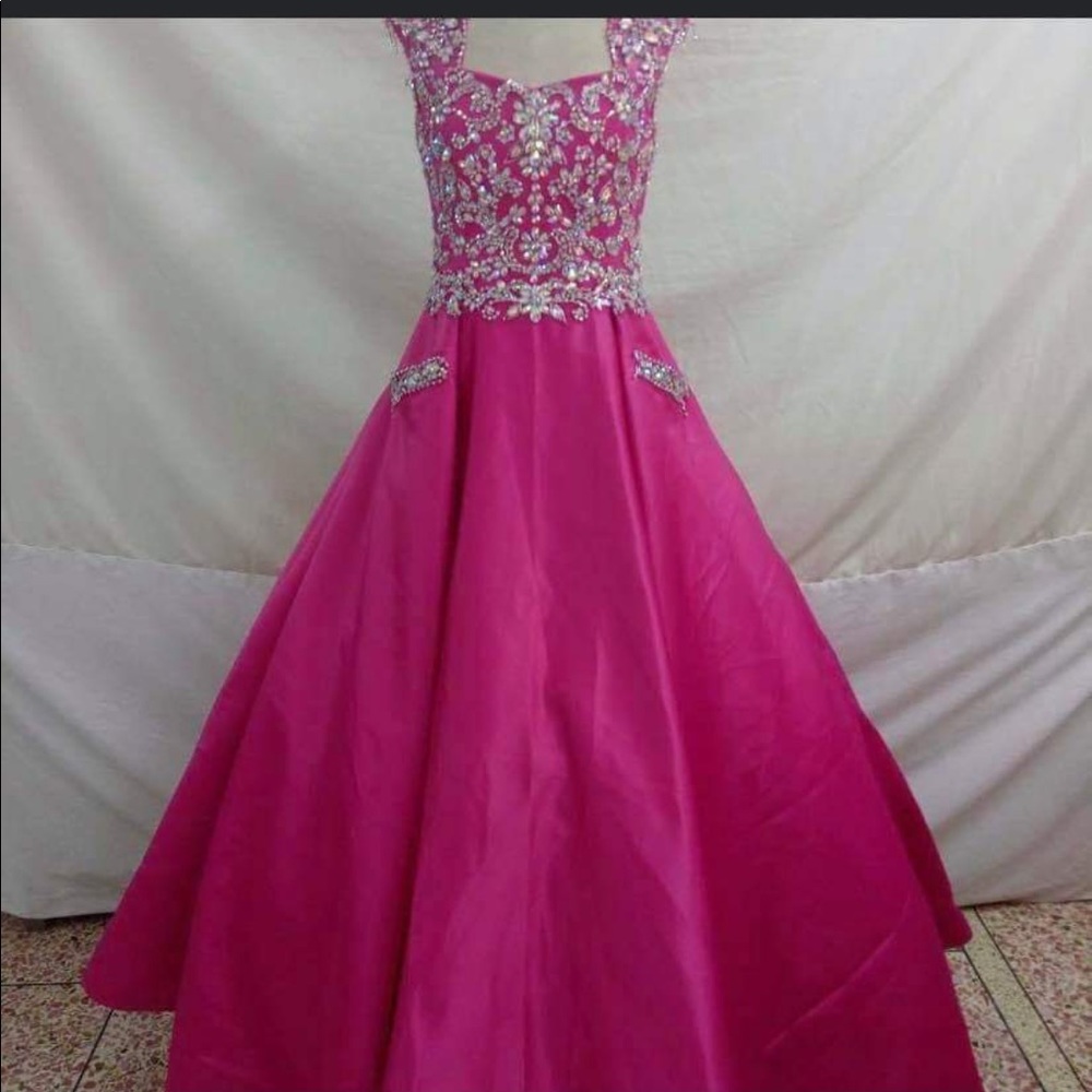 Brand new size 8